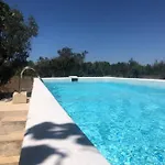 Trullo Mareposa فندق مبيت وإفطار