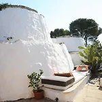 Trullo Mareposa فندق مبيت وإفطار سانيكولا