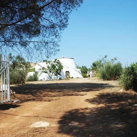 Trullo Mareposa Bed & Breakfast 3*